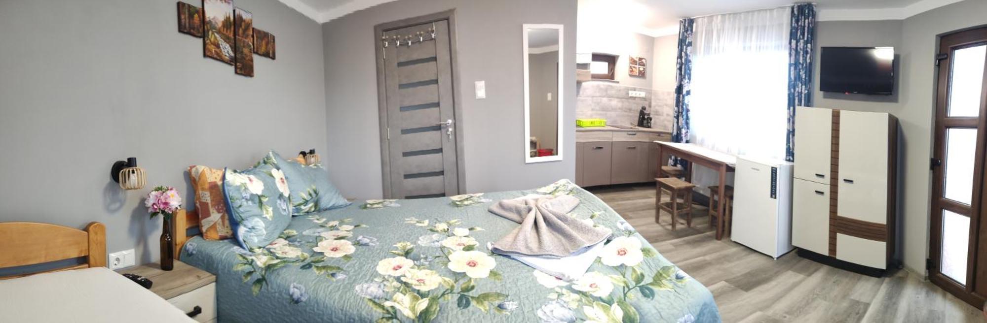 Kovacs Guesthouse Прайд Екстериор снимка