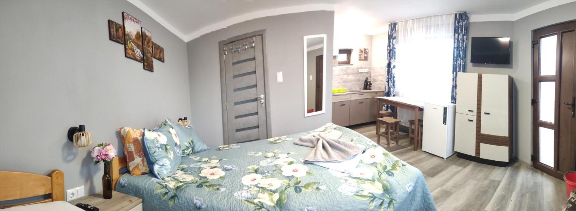 Kovacs Guesthouse Прайд Екстериор снимка