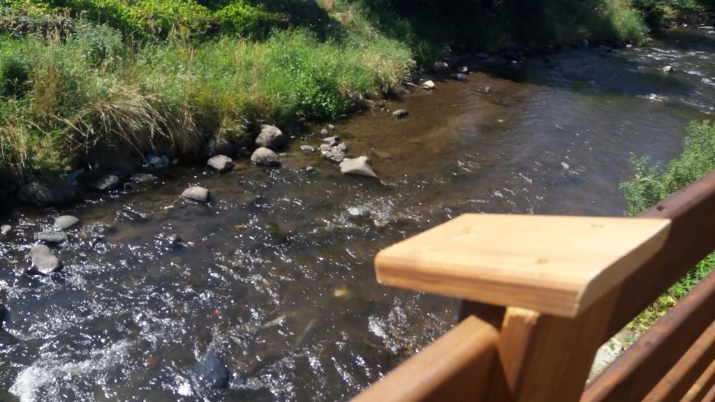 Kovacs Guesthouse Прайд Екстериор снимка