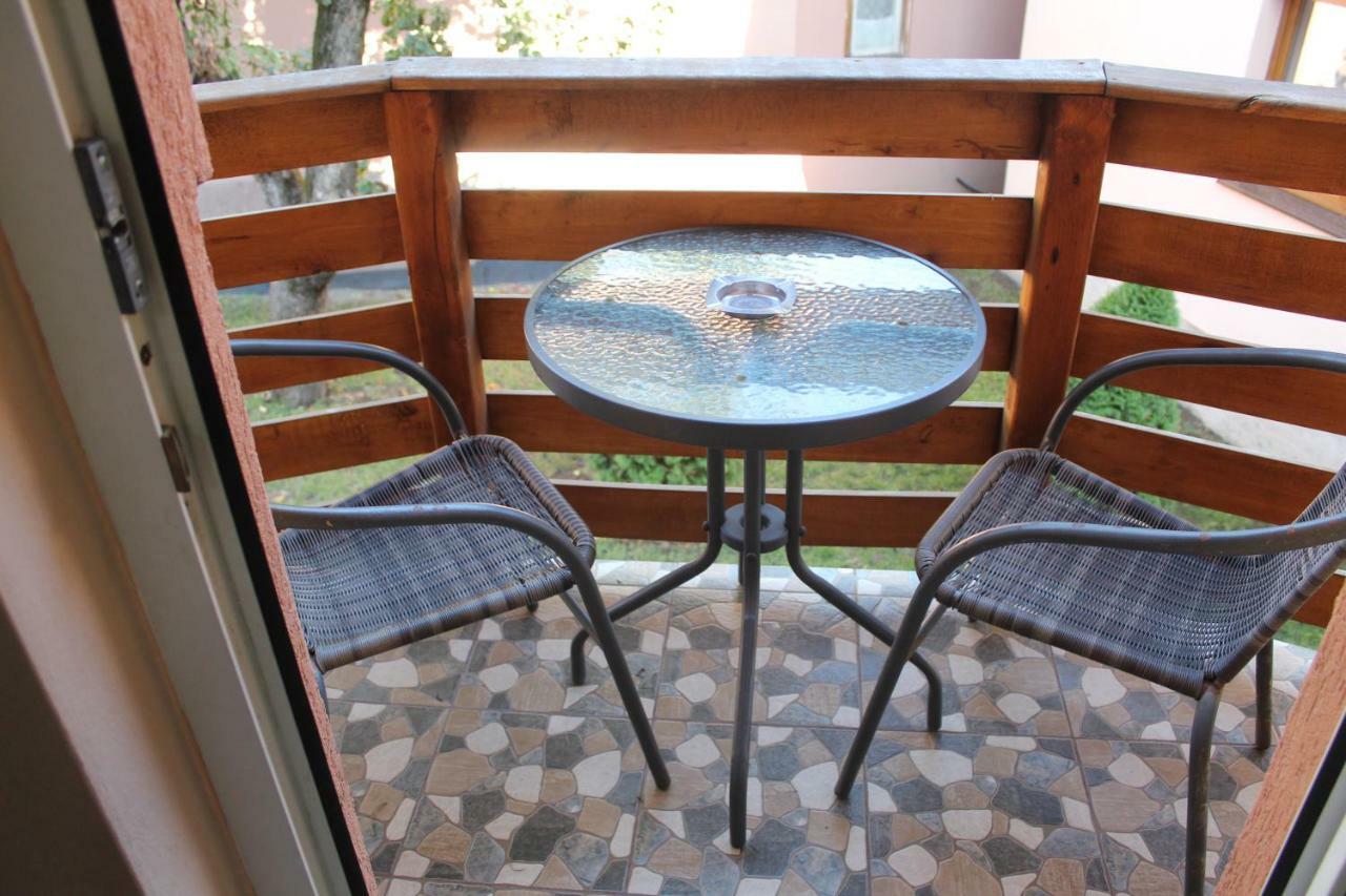 Kovacs Guesthouse Прайд Екстериор снимка